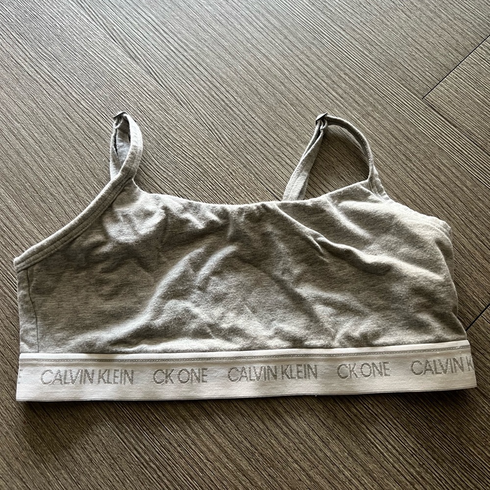 NWOT Calvin Klein bralette